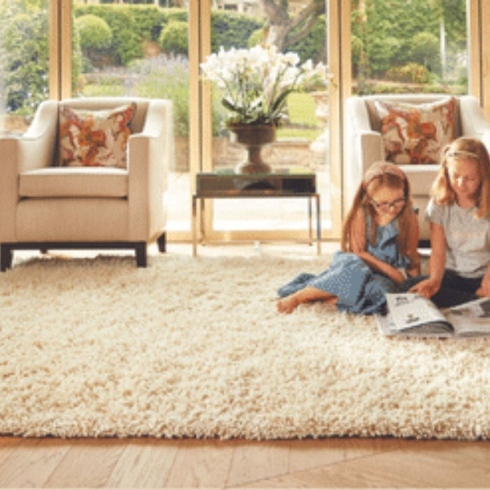 How to Choose Rugs for Hardwood Floors