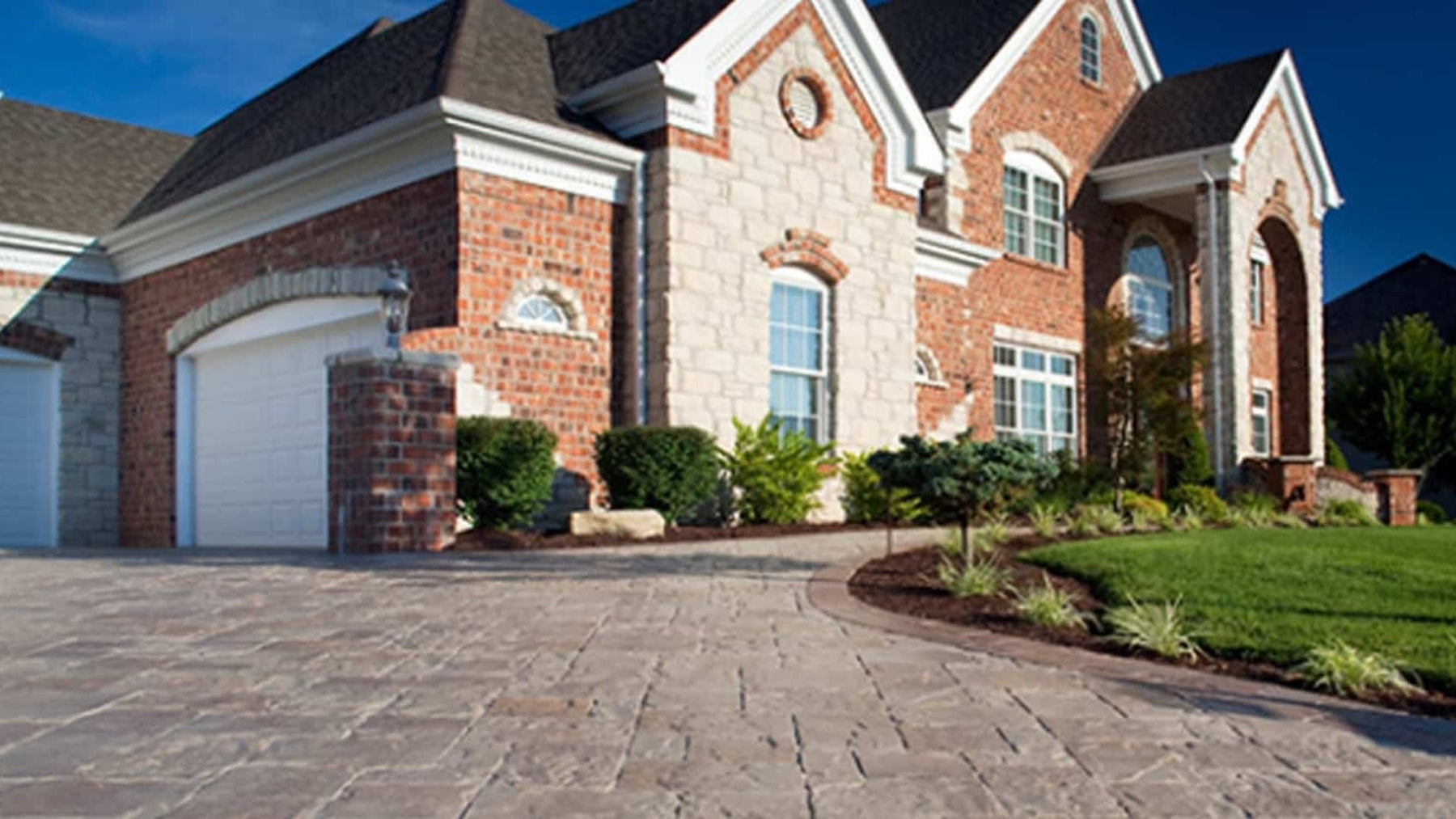 How to Choose Stone Pavers for Driveways