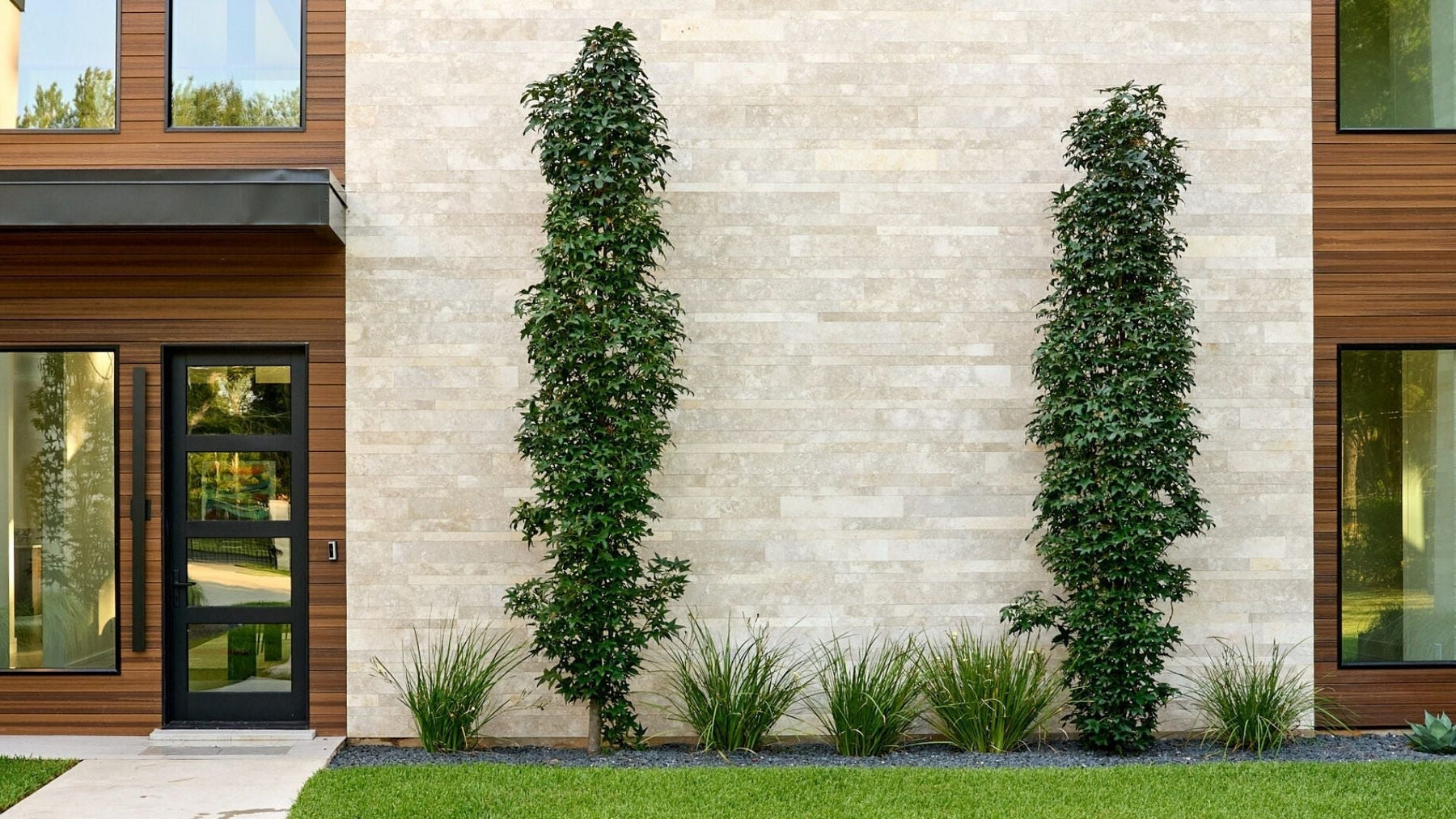 How to Use Natural Stone Veneer in Garden Wall Design?