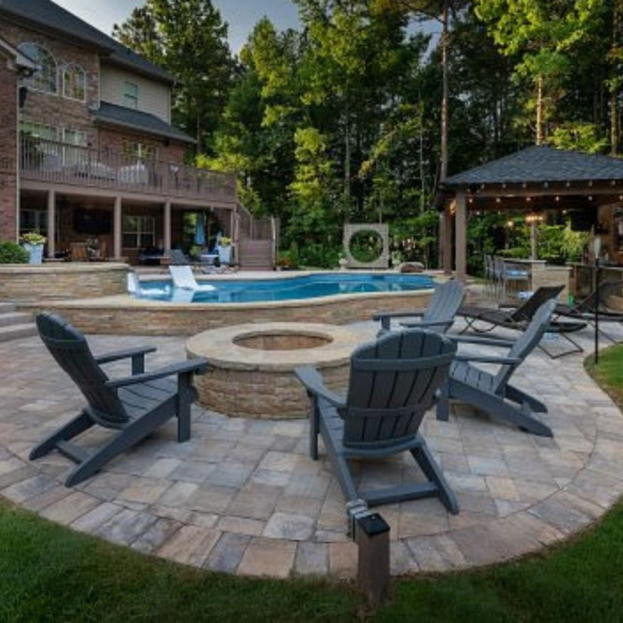 Best Outdoor Tile Colors for Terraces Pools and Yards