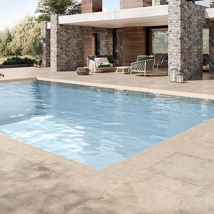 How to Choose Poolside Tile Safely