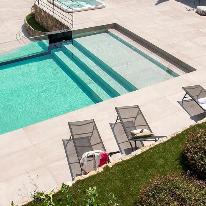 Why Pool Shape Matters When Choosing Pool Coping