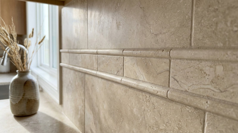 Ivory Travertine Trim 3/4x12      Pencil Liner