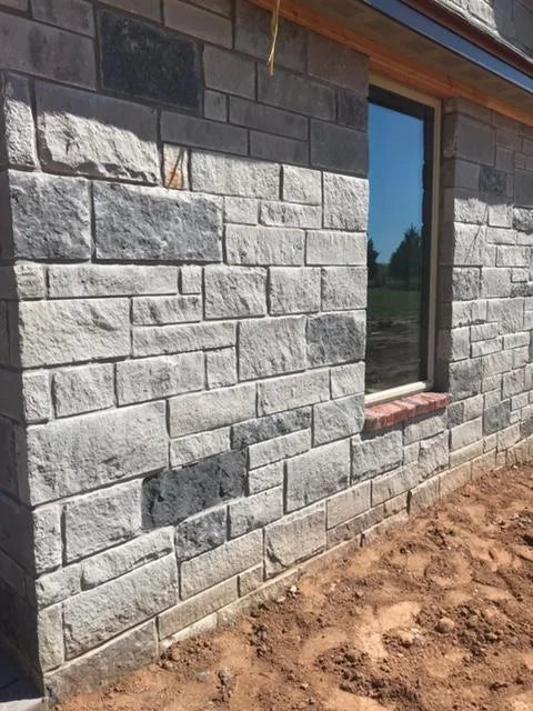 Lagos Gray 4-6-8 Splitface Limestone Veneer