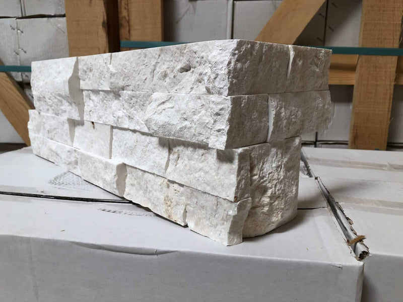 Desert Sand Stone Split Face 6 x 18 x 6 (2 Pc) Dog Ear Corner Stone Veneer