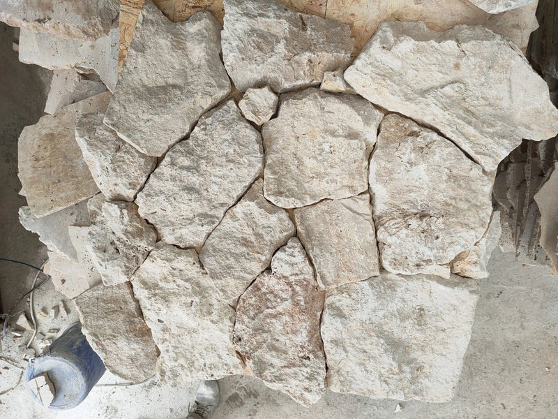 Ancient Castle Irregular Travertine Veneer Corner Ledger Stone