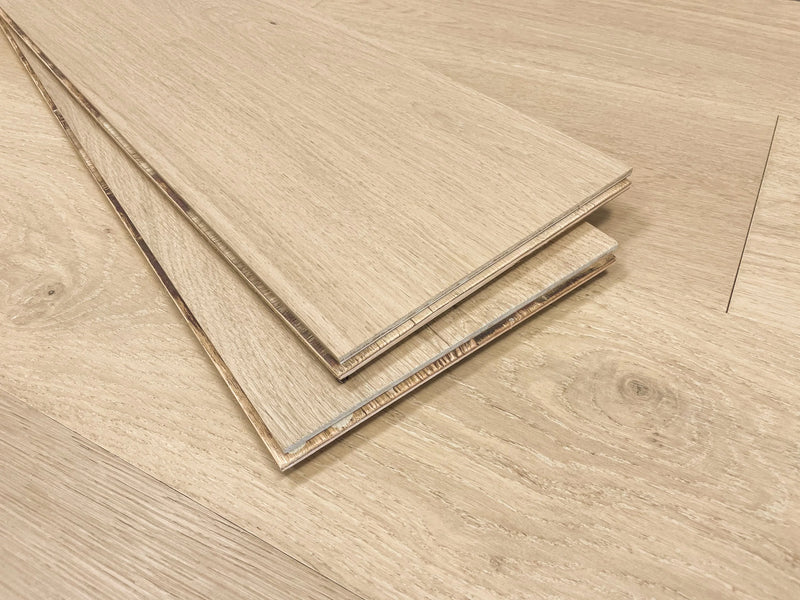 Audere True Tuscan 9xRL(24-73) Wirebrushed UV Lacquer Oak Engineered Hardwood Flooring