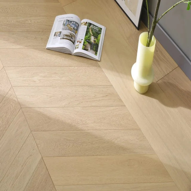 Bella Euro Oak 5x25.2 Chevron Premium Select 4mm Engineered Hardwood Flooring