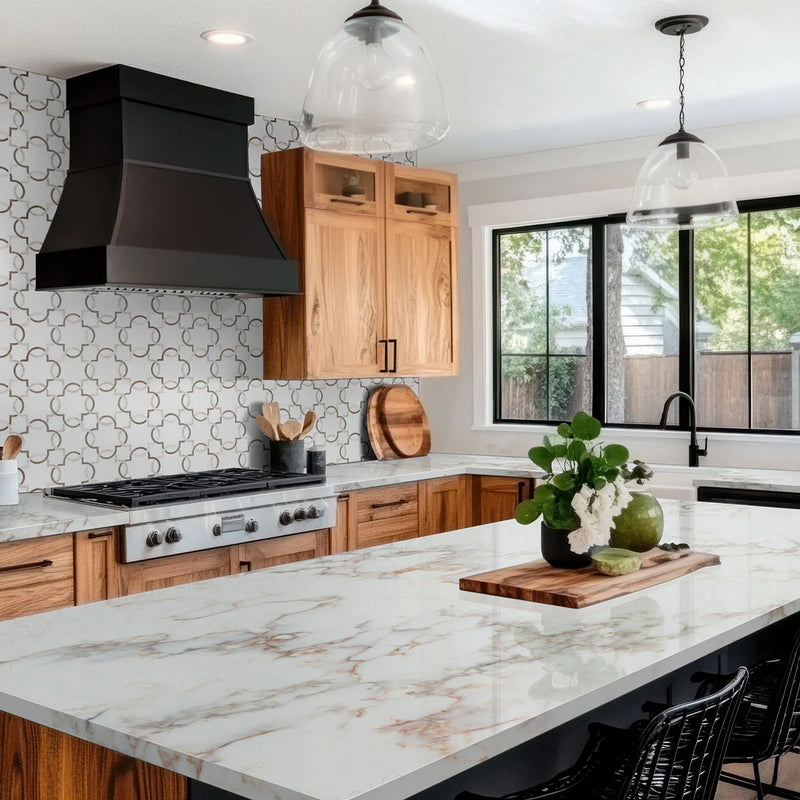 Bianco Quatrefoil Polished Pattern 0.38 Inch Marble Mosaic Tile