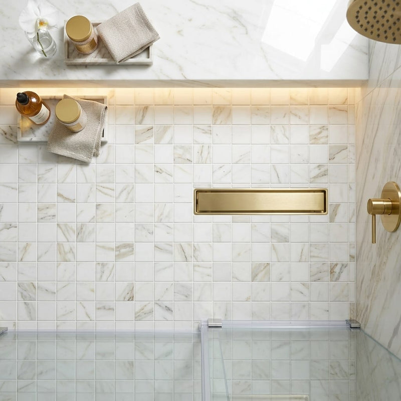 Calacatta Gold 2x2 Mesh Polished Marble Mosaic — Bathroom shower floor
