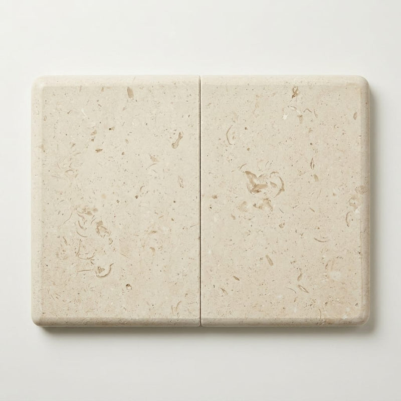 Cardinal Beige Limestone Coping 16x24 Tumbled Bullnose 5 cm close-up