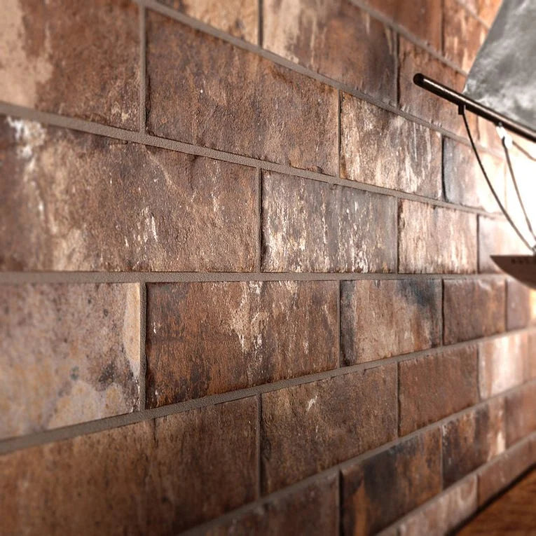 Castle Brick Red 2-1/2x10x5 Corner Ceramic / Porcelain Trim