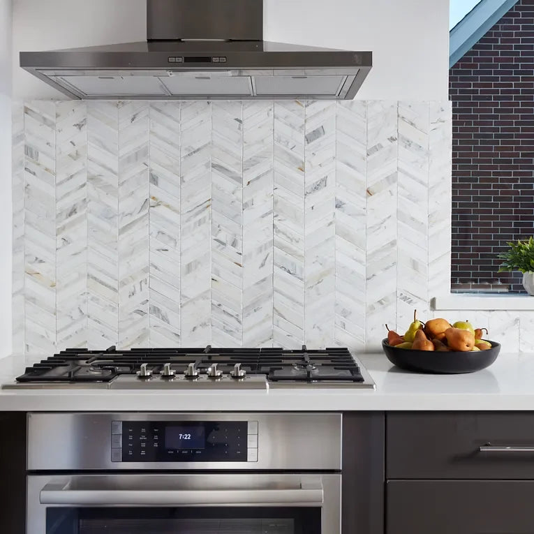 Chevron Calacatta Large Mesh Polished Pattern Marble Mosaic