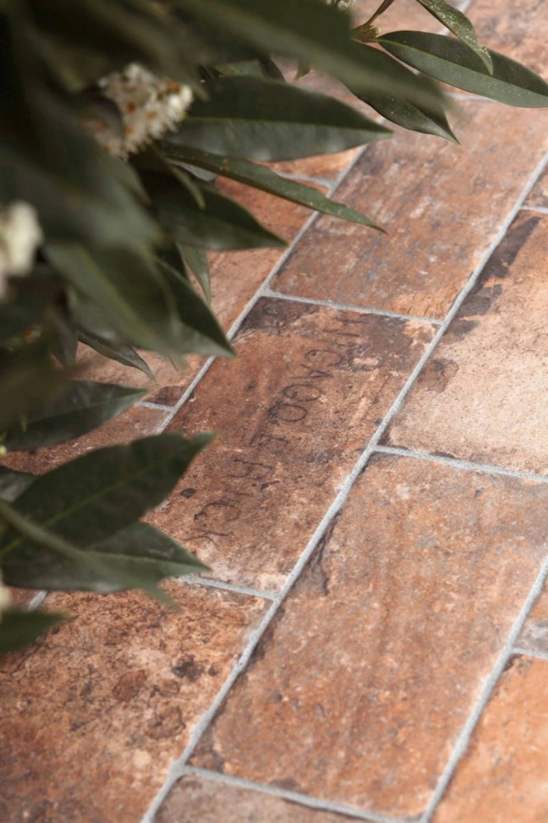 Chicago Old Chicago 4x8 Porcelain Tile