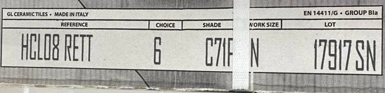 Climb 8 Black 32x32 Porcelain Tile