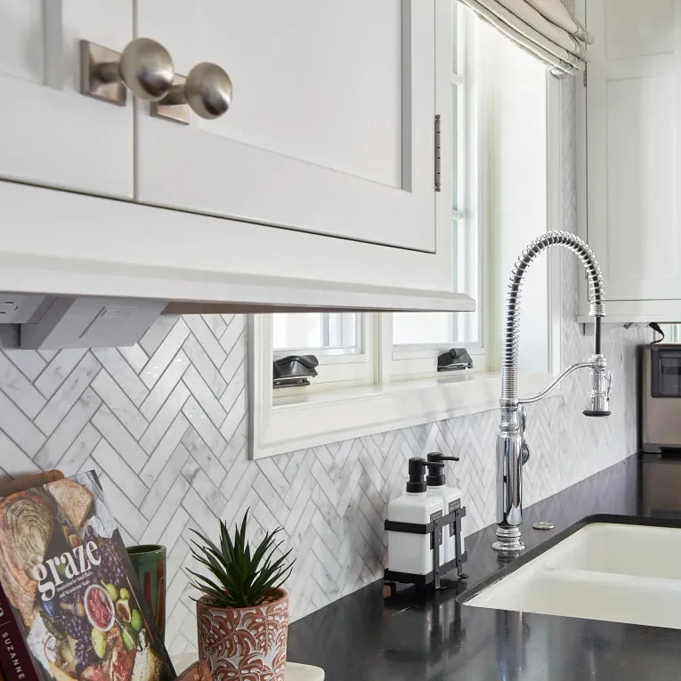 Completa Series Bianco Venatino 1x4x3/8 Honed Herringbone Marble Mosaic