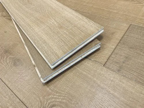 Copacobana Ubud 7.5 in x RL (24-75 in) Plank Wirebrushed UV Lacquer Engineered Hardwood Oak Flooring