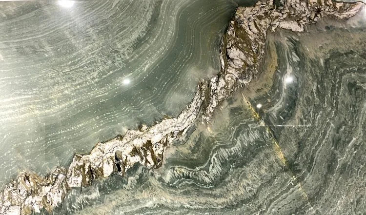 Cristalizatto Maestro 135x80 Polished Quartzite Slab