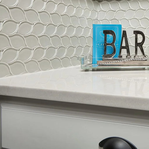 Dunes Ivory Leaves Ceramic/Porcelain Mosaic