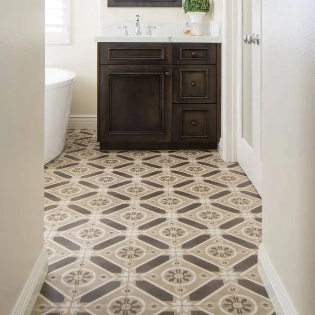 Enchante Splendid 8x8 Ceramic Tile