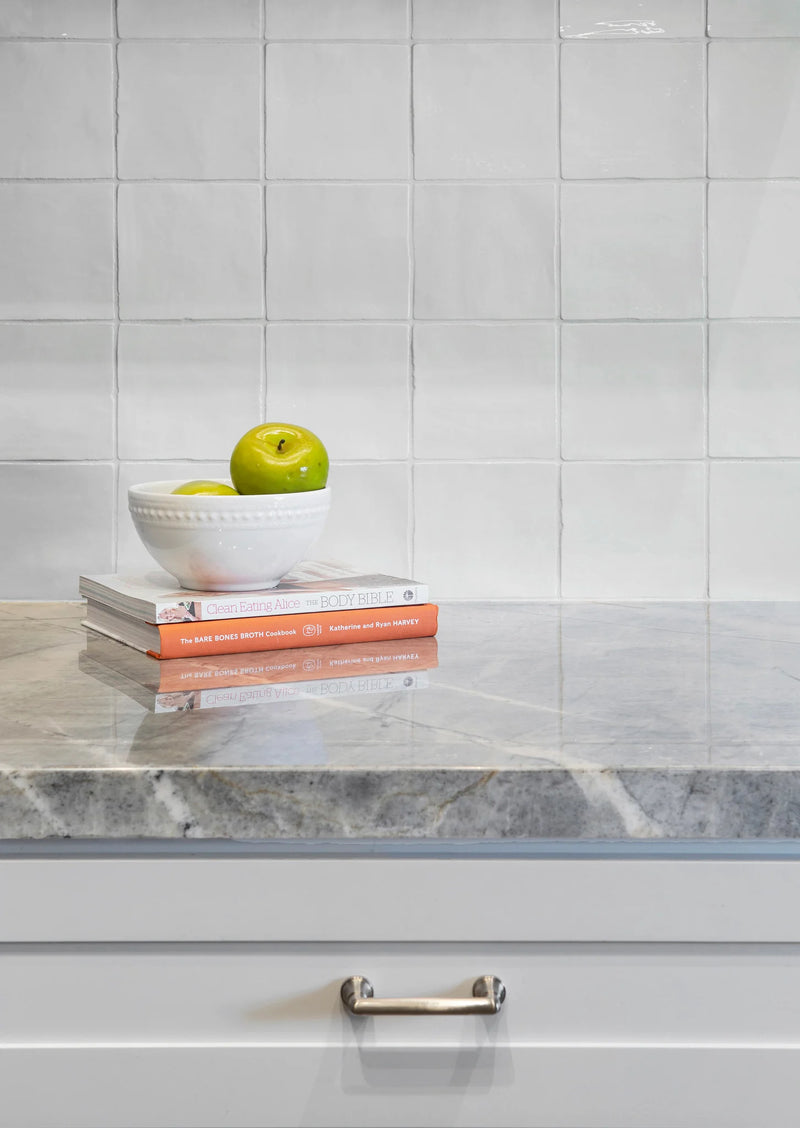 Flash Series White 3/8x5 Pencil Bullnose Wall Porcelain Trim