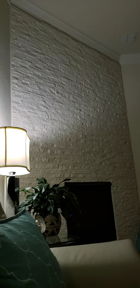 Freska 07x10x07 Split-Face White Limestone Corner