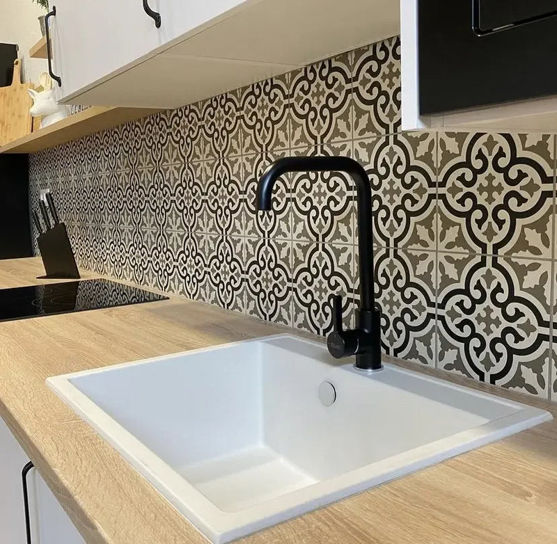 Havana Blues 8x8 Stoneware Tile