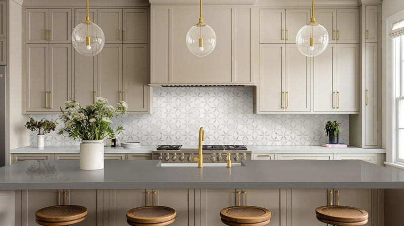 La Fleur Polished Pattern 8mm Marble Mosaic Tile