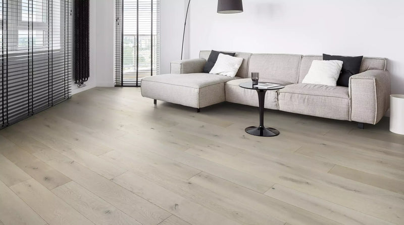 L'Artiste Antigna Plus 13/16 inch 9.5 inch Random Length Wire Brushed European Oak Hardwood Flooring