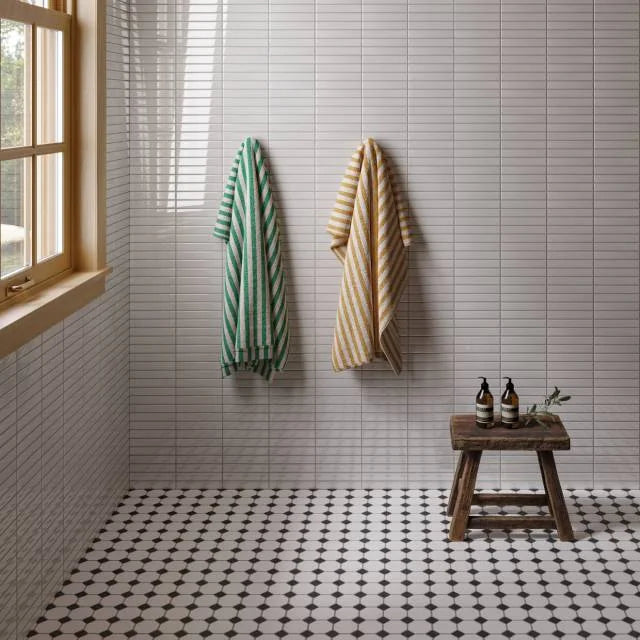 Le Cafe White/Black 11.75x11.75 Octagon Matte Porcelain Mosaic