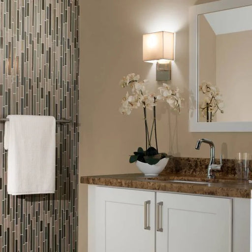 Manhattan Flatiron 13x12 Random Interlock Stone/Glass Mosaic