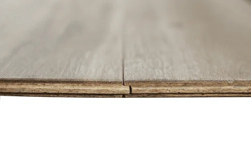 Old Town Bahenol 7.5 in x RL (24-73 in) Plank Wirebrushed Urethane Engineered Hardwood Oak Flooring