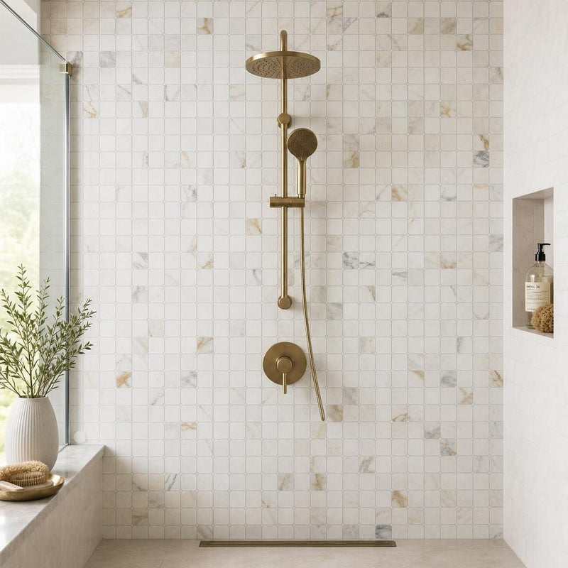 Precious Stone Calacatta Gold 2x2 Clipped Marble Mosaic — Bathroom shower wall