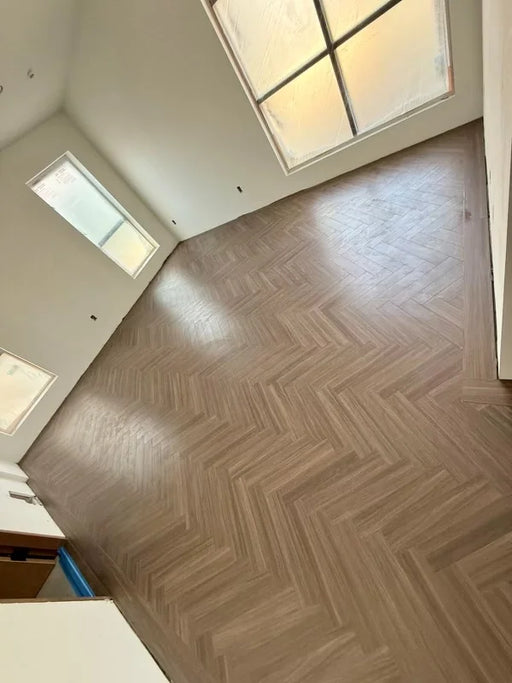 Preservation Herringbone La Crosse 3.75x18.5 Oak AC4 Laminate Flooring