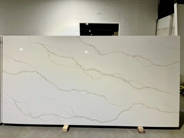 Regular Calacatta Luxe 127x64 Marble Look Quartz Slab