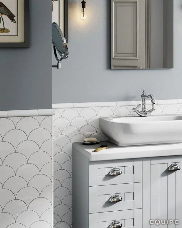 Scale White 4x5 Fan Matte Ceramic Tile