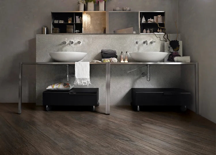 Selection Oak Black 6x36 Grip R11 Wood Look Porcelain Tile