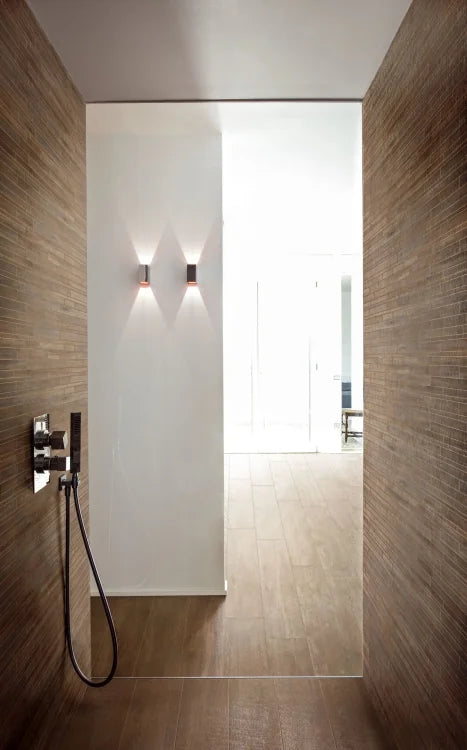 Selection Oak Brown 10.5x71 Wood Look Porcelain Tile