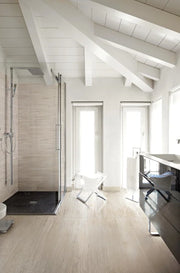 Selection Oak White 6x36 Grip R11 Wood Look Porcelain Tile