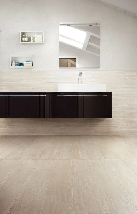 Selection Oak White 6x36 Wood Look Porcelain Tile