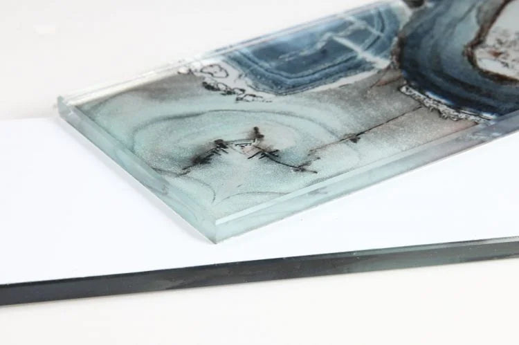 Shell Aura Green 4x24 Glass Mosaic