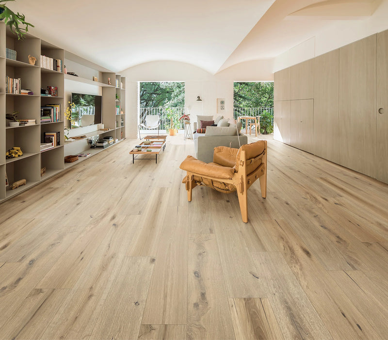 Sonder Alcazar Tan 8-5/8xRL(24-87) Wirebrushed UV Lacquer Oak Engineered Hardwood Flooring