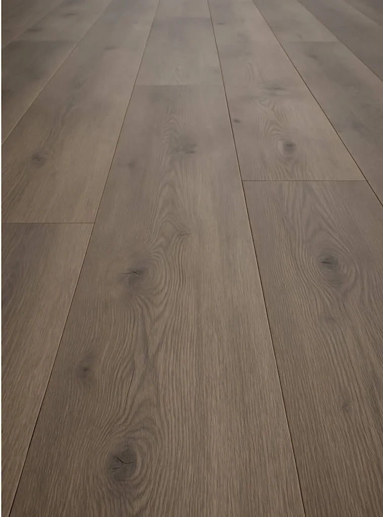 Villa Frascati 10.25x84 4mm European Oak Hardwood Flooring