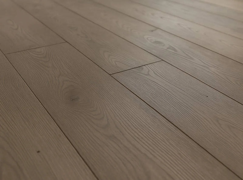 Villa Frascati 10.25x84 4mm European Oak Hardwood Flooring