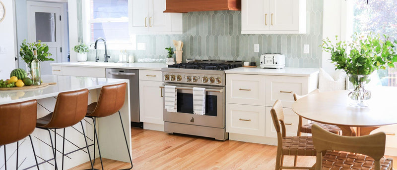 Calacatta Arno 108x42 2 cm Polished Quartz Prefab