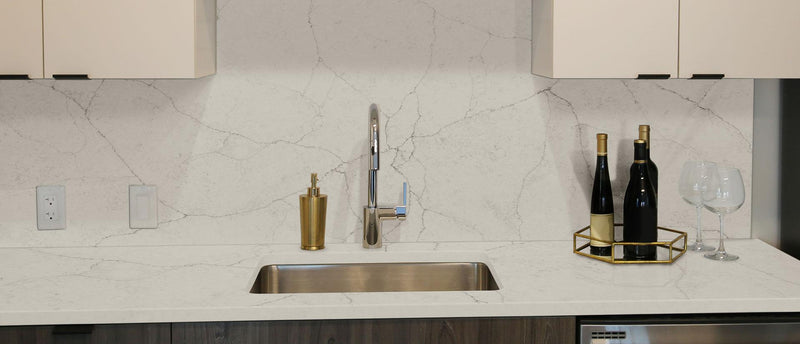 Calacatta Valentin 126x63 2 cm Polished Quartz Slab