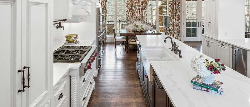 Calacatta Venice 112x26 2 cm Polished Quartz Prefab