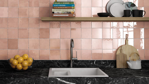 Cloé Pink Glossy 5x5 Ceramic  Tile