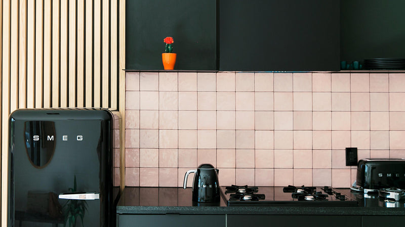 Cloé Pink Glossy 5x5 Ceramic  Tile