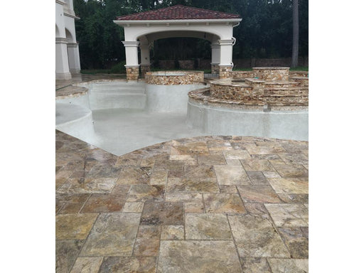 Fantastico Classic Travertine Tile Pattern Brushed Chiseled